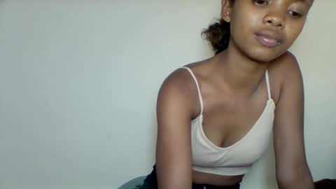 kamillah69 online show from 01.13.26