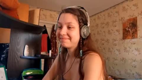 Mari  Simmons online show from 10.01.25