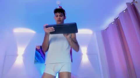 Kami online show from 12.22.25