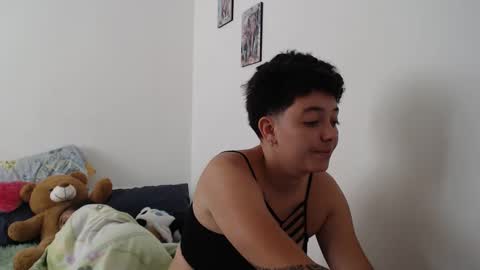 kammy   y   camila online show from 10.25.25