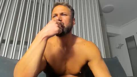 Kane OF strongkane online show from 11.26.25