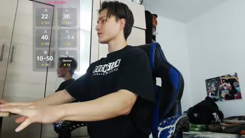 Snapshot of kanekixxxhot chatting on 07.30.26 andres online show from 07.30.26