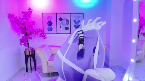 Snapshot of kaori_ayu chatting on 10.20.25 Kaori online show from 10.20.25