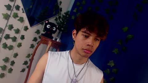 Snapshot of kaorimatsui_ chatting on 11.23.25 Kaori Matsui online show from 11.23.25