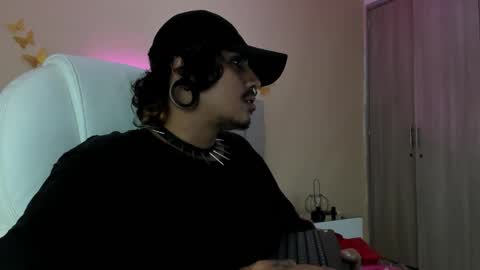 Snapshot of kaoz_23_ chatting on 10.20.25 KaoZ  Goeth online show from 10.20.25