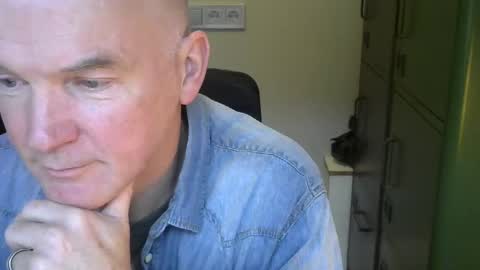 Snapshot of kapitein_rob chatting on 12.07.24 Robbie online show from 12.07.24