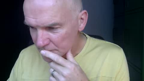 Snapshot of kapitein_rob chatting on 11.08.25 Robbie online show from 11.08.25