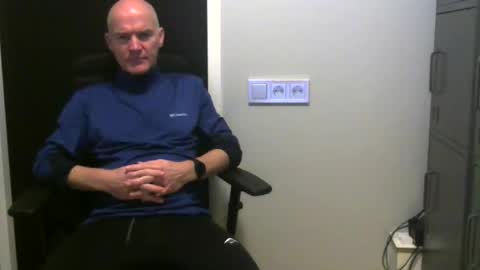 Robbie online show from 12.16.25