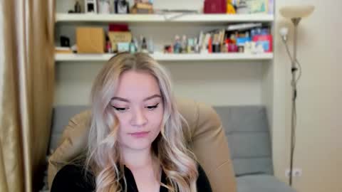 Kara. Off from 15th till 24th of December online show from 10.25.25