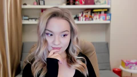 Snapshot of kara_smith_ chatting on 03.27.26 Kara. Off from 15th till 24th of December online show from 03.27.26