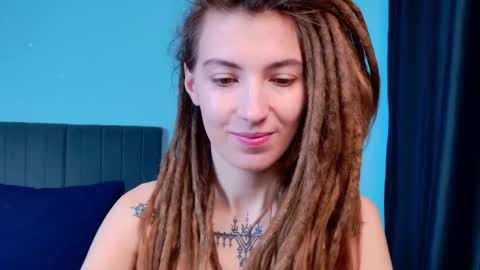 Snapshot of karatart chatting on 12.02.25 Kara online show from 12.02.25