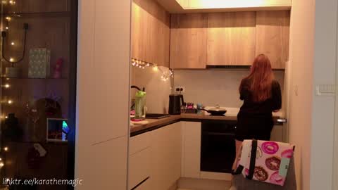 I am here around 5am GMT karathemagic online show from 01.29.25