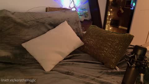 I am here around 5am GMT karathemagic online show from 02.01.25