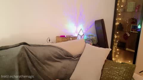 I am here around 5am GMT karathemagic online show from 02.22.25