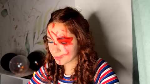 kareentrueax online show from 10.31.25