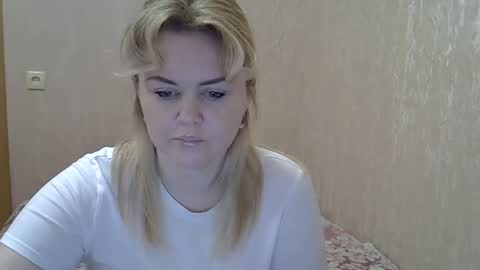 karennelsonx online show from 01.14.25