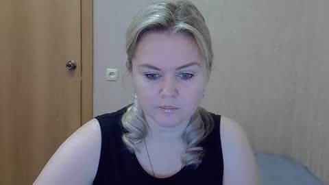 karennelsonx online show from 02.12.26