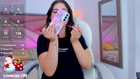 Snapshot of karenpautt chatting on 12.31.24 Karen online show from 12.31.24