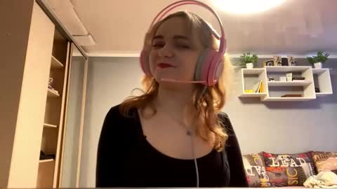 Im Olivia online show from 11.08.25