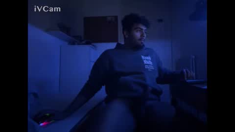 Snapshot of karim03larbi chatting on 11.12.25 karim03larbi online show from 11.12.25