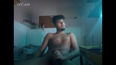 Snapshot of karim03larbi chatting on 12.15.25 karim03larbi online show from 12.15.25