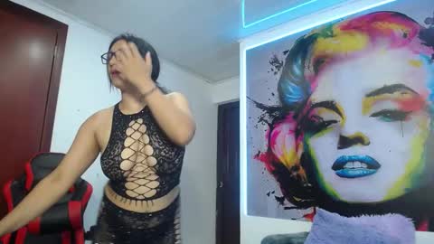 Snapshot of karime_sexygirl chatting on 01.17.25 Karime online show from 01.17.25