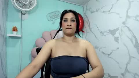 Snapshot of karime_sexygirl chatting on 09.13.25 Karime online show from 09.13.25