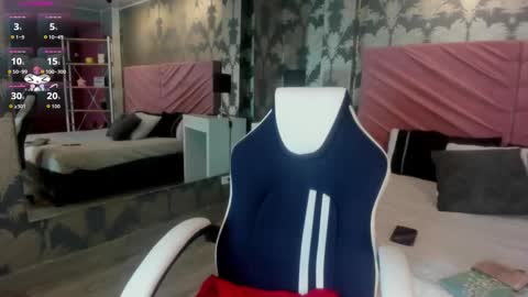 Karina online show from 09.30.25