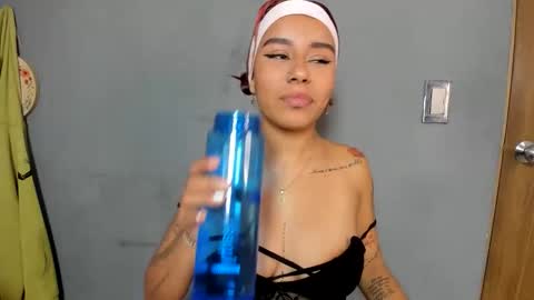 karina_aurora online show from 04.18.26