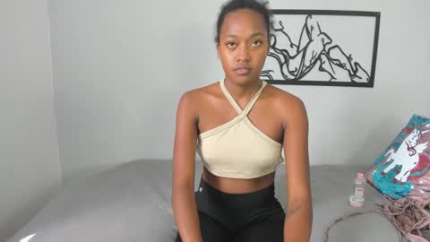 karina_lopez7 online show from 10.06.25