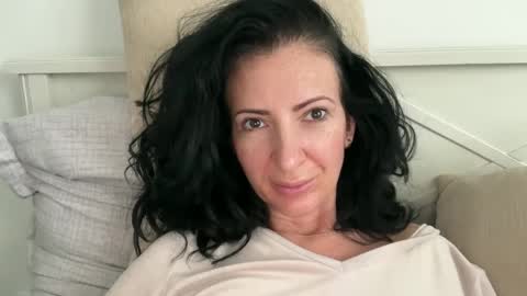 Karina online show from 01.04.25