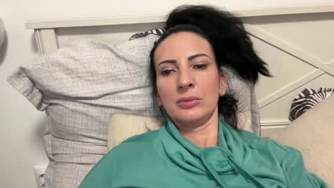 Karina online show from 01.10.25