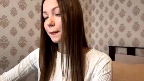 Violet online show from 10.14.25