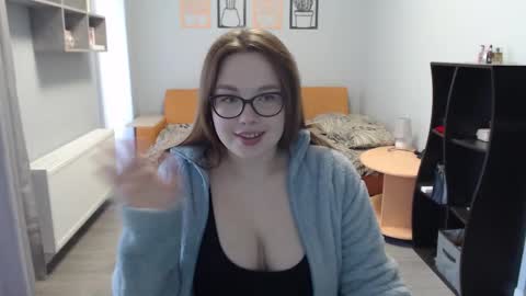 karinasweet1 online show from 11.12.25