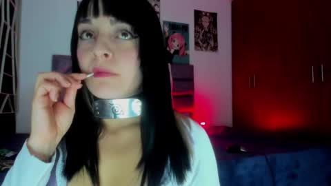 Snapshot of karinna__raven chatting on 11.03.25 KARINNA RAVEN online show from 11.03.25