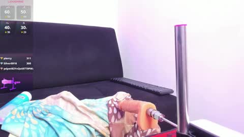 Snapshot of karisexyebony chatting on 02.16.25 karisexyebony online show from 02.16.25