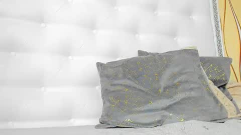 Snapshot of karissia_ chatting on 10.22.25 KARISSIA online show from 10.22.25