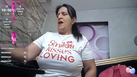 Snapshot of karito_mature17 chatting on 10.06.25 Karito online show from 10.06.25