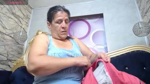 Snapshot of karito_mature17 chatting on 10.08.25 Karito online show from 10.08.25