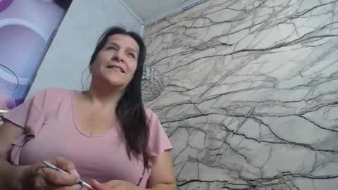 Snapshot of karito_mature17 chatting on 11.11.25 Karito online show from 11.11.25