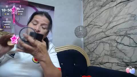 Snapshot of karito_mature17 chatting on 11.20.25 Karito online show from 11.20.25