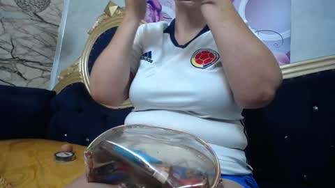 Snapshot of karito_mature17 chatting on 11.27.25 Karito online show from 11.27.25