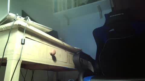 Snapshot of karl0one chatting on 02.07.25 karl0one online show from 02.07.25