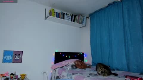 Snapshot of karla__1 chatting on 01.18.25 Ill be on at sunday see u Lynn Could u help me to reach 100 Thmbs upp plssss Independent girl 3 online show from 01.18.25