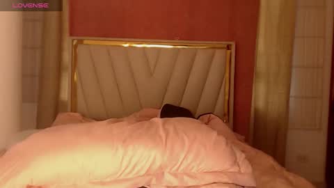 Snapshot of karla_charloby chatting on 11.06.25 Karla online show from 11.06.25