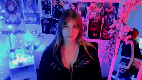 Karla online show from 11.14.25