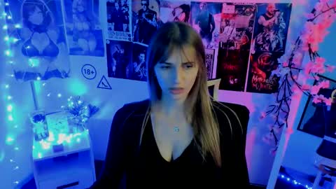 Karla online show from 11.19.25