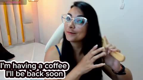 Snapshot of karla_hernandez chatting on 02.03.25 Karla online show from 02.03.25