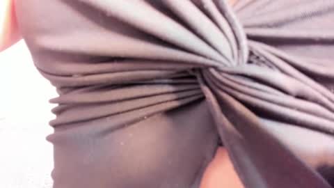 Snapshot of karla_hernandez chatting on 02.20.25 Karla online show from 02.20.25