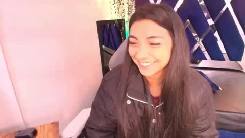 Snapshot of karla_hernandez chatting on 09.18.25 Karla online show from 09.18.25